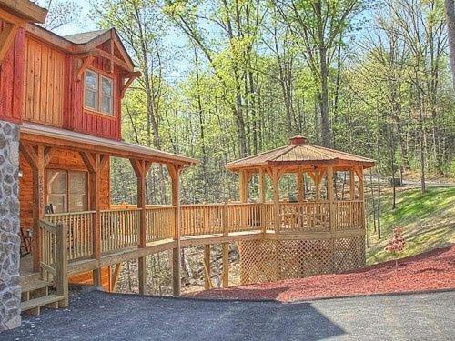 Majestic Springs Lodge Cabin McCookville Exterior photo